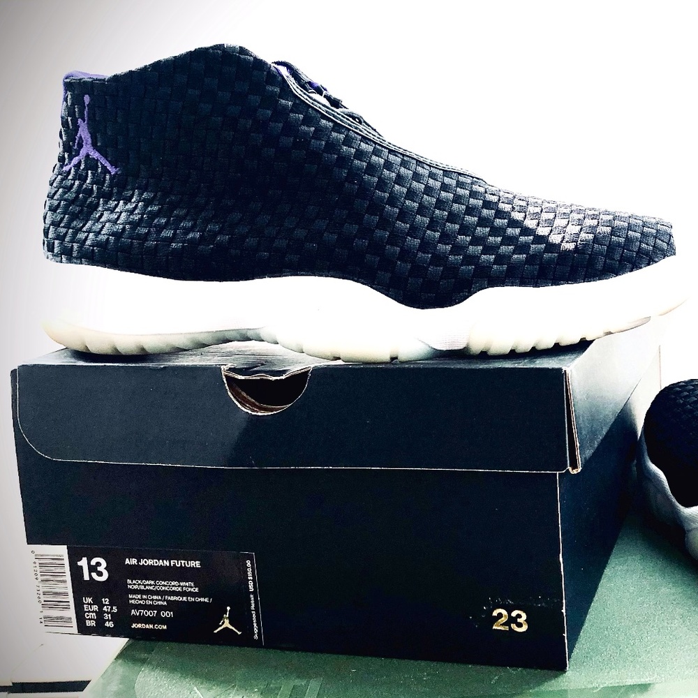 Air Jordan Future - Black/Dark Concord/White